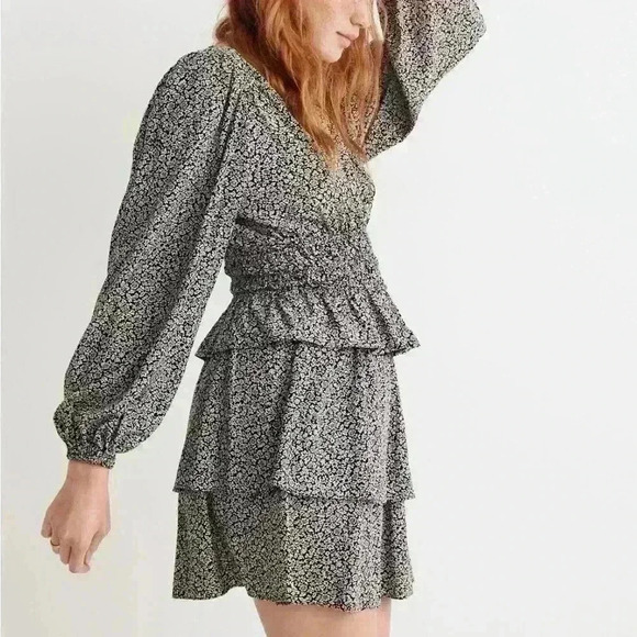 Madewell 100% Viscose Pull-On Tier Mini Skirt in Tudor Floral Size 4 - Picture 9 of 9